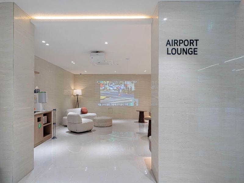 Airport Hotel image