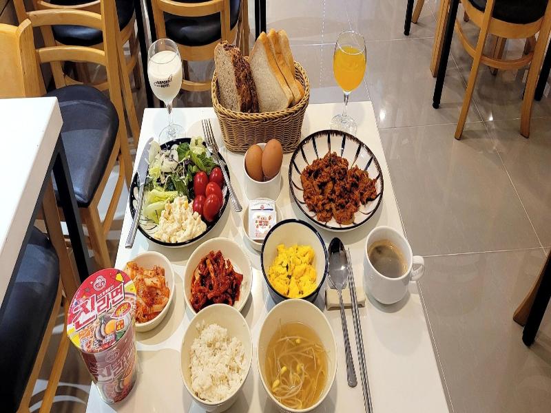 Airport Hotel image