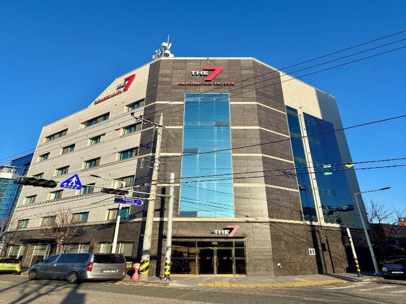 Pearl Business Hotel