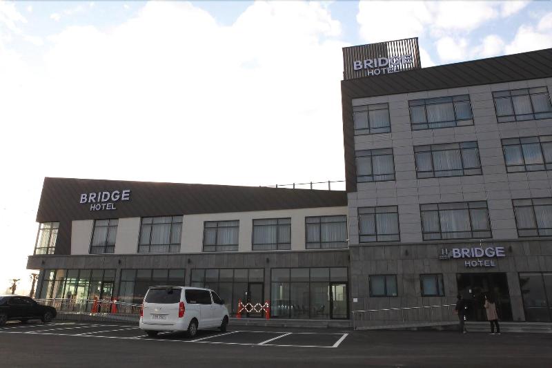 Tongyeong Bridge Hotel