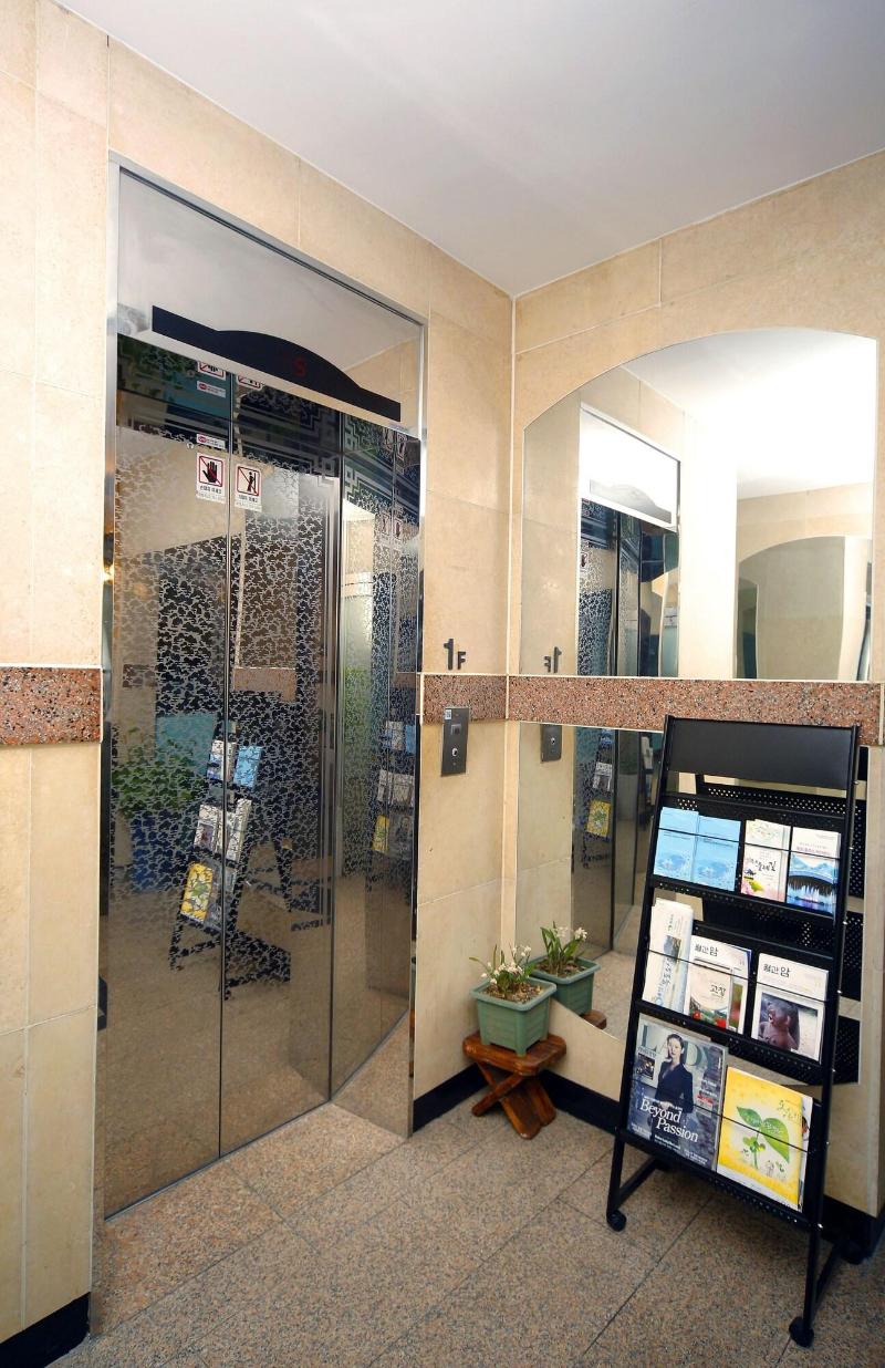 Ekonomy Hotel Mokpo image