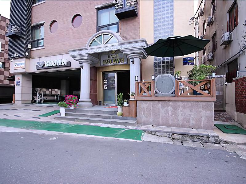 Brown Hotel image