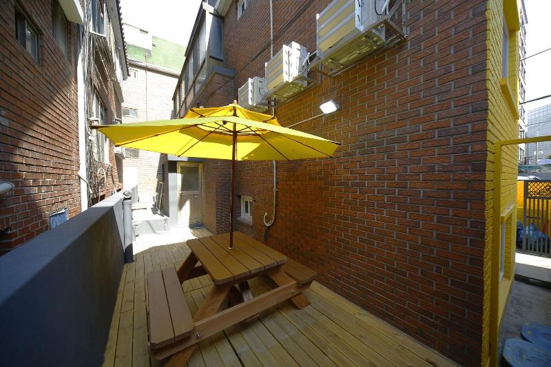24 Guesthouse Seoul Cheongryangri image