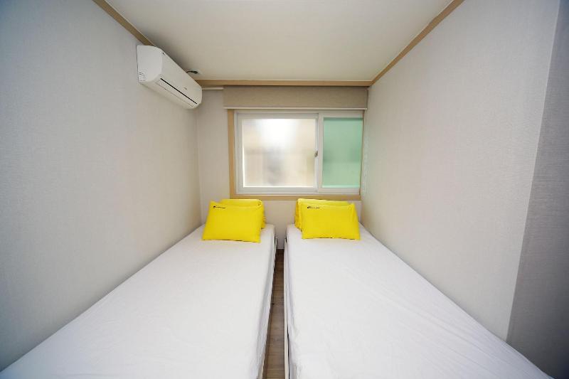 24 Guesthouse Seoul Cheongryangri image