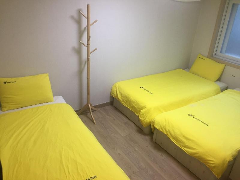 24 Guesthouse Seoul Cheongryangri image