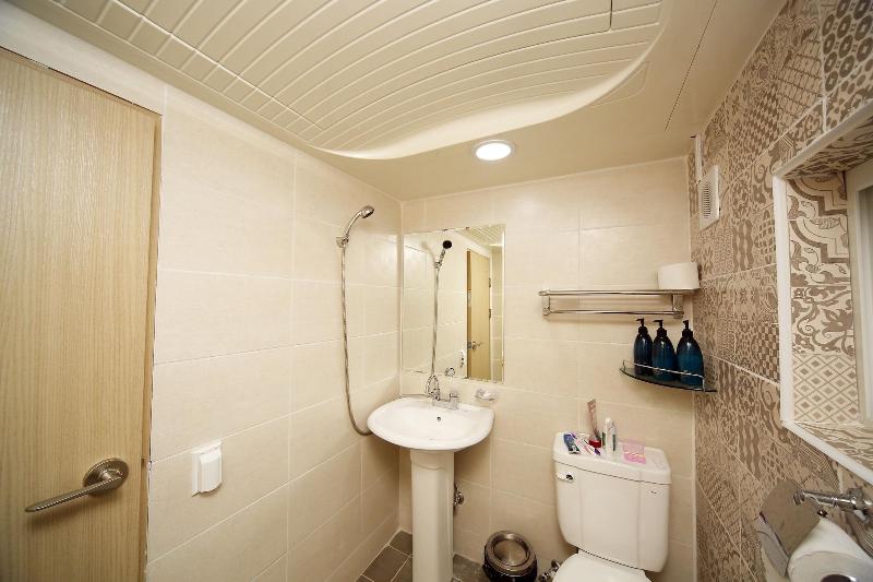 24 Guesthouse Seoul Cheongryangri image