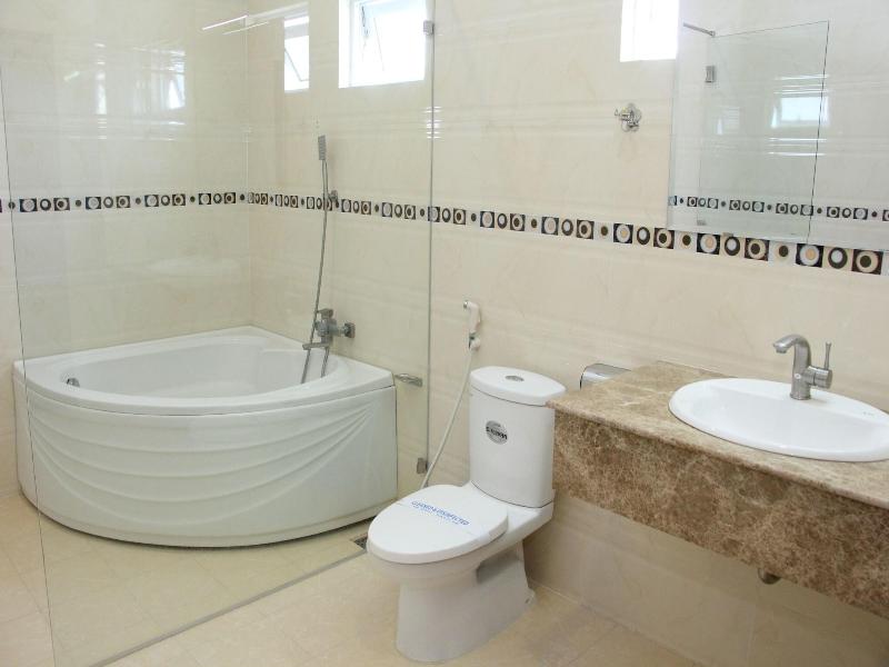 Tran Vinh Hotel