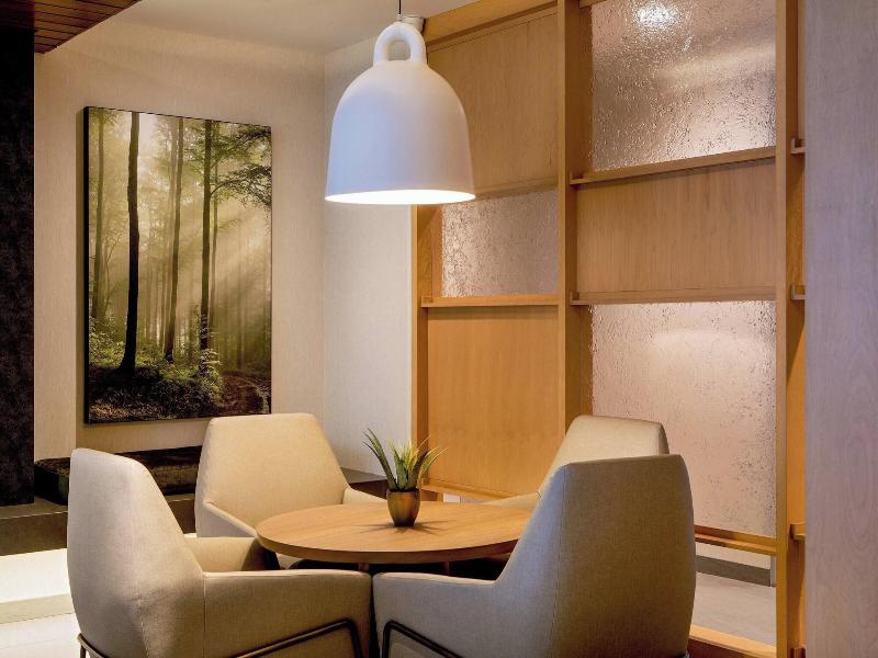 Fairfield Inn & Suites by Marriott Boston Walpole image