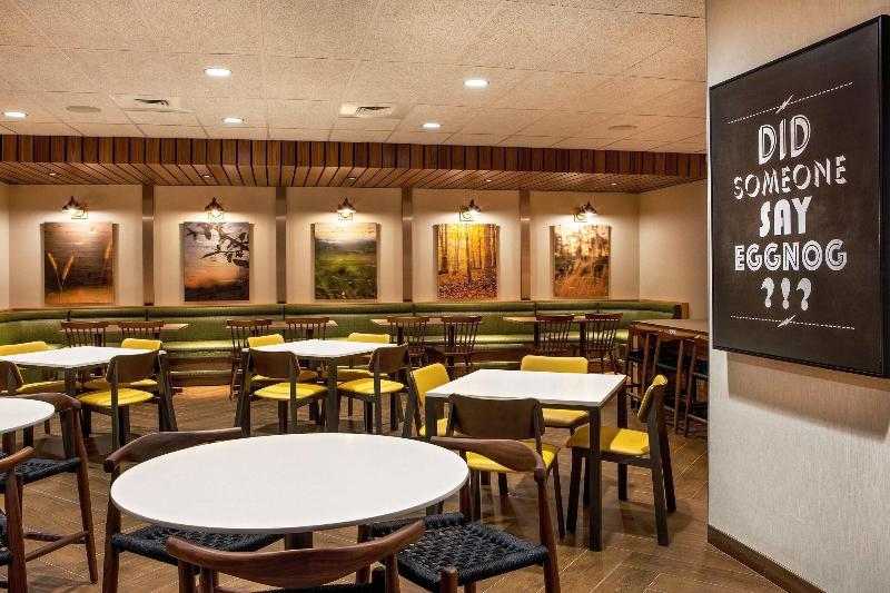 Fairfield Inn & Suites by Marriott Boston Walpole image