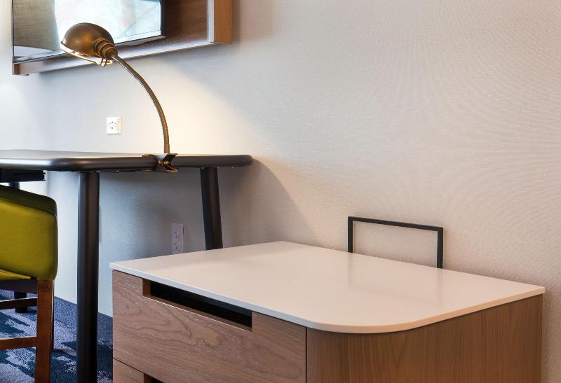 Fairfield Inn & Suites by Marriott Boston Walpole image