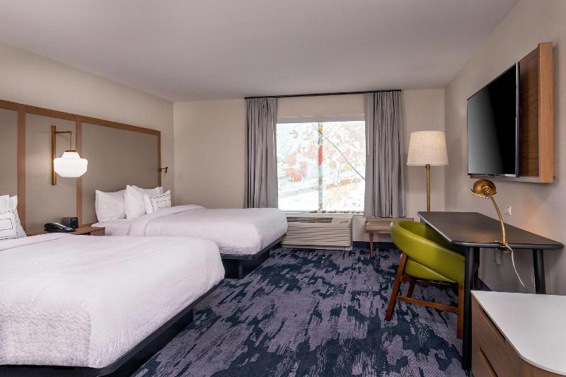 Fairfield Inn & Suites by Marriott Boston Walpole image