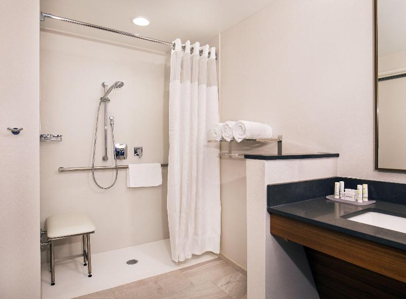Fairfield Inn & Suites by Marriott Boston Walpole image