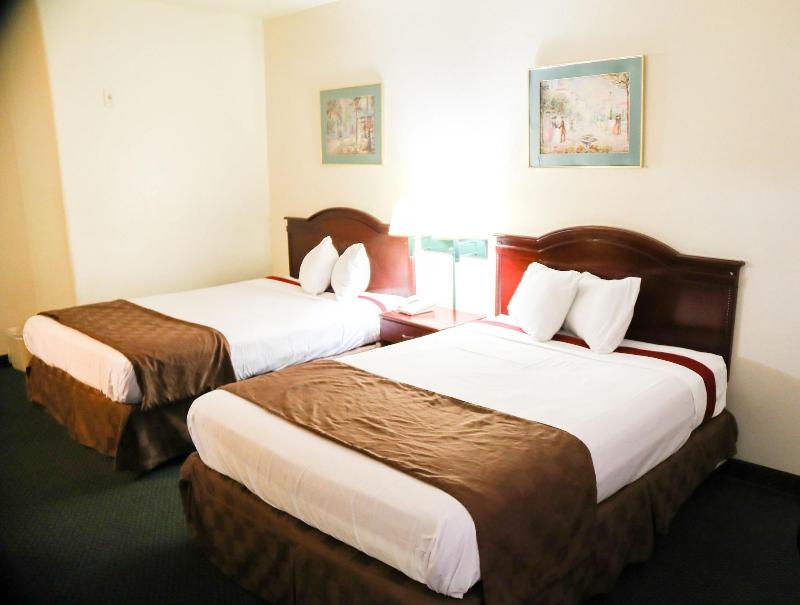 Budget Inn - Image 6