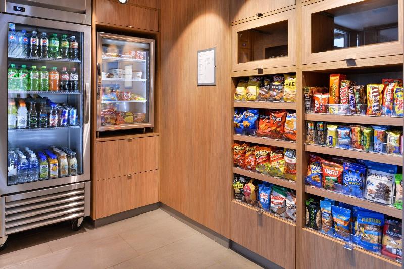 Fairfield Inn & Suites by Marriott Minneapolis Sha image