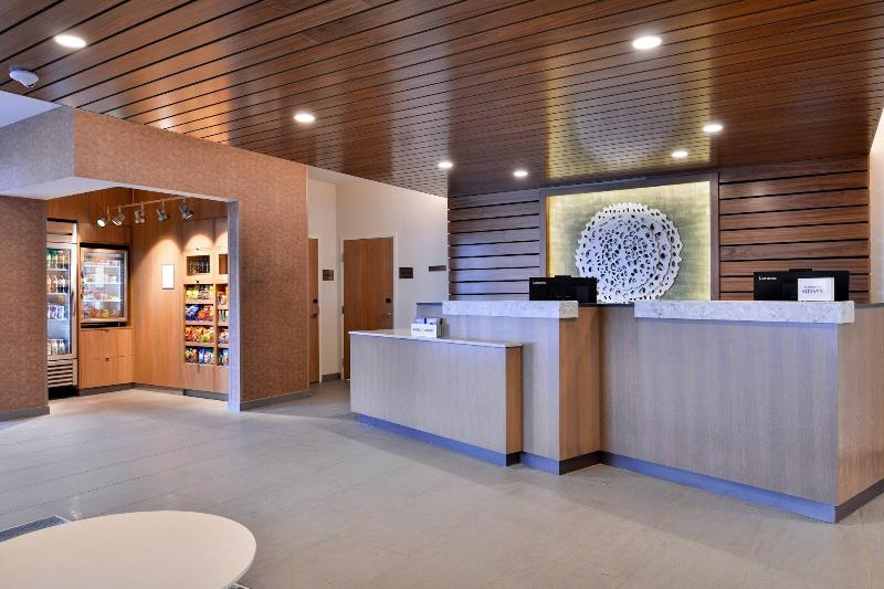 Fairfield Inn & Suites by Marriott Minneapolis Sha image