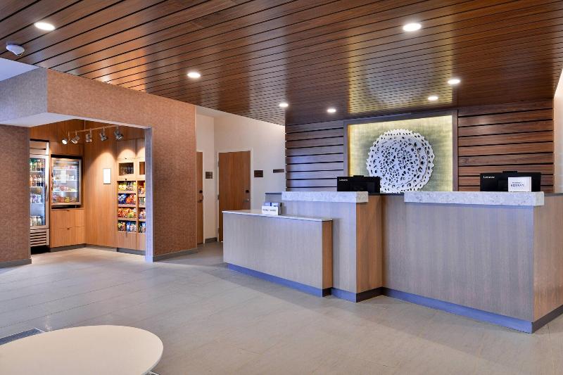 Fairfield Inn & Suites by Marriott Minneapolis Sha image