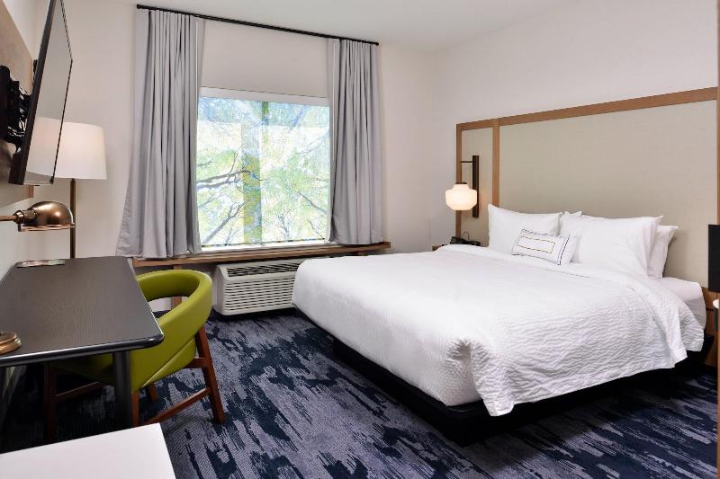 Fairfield Inn & Suites by Marriott Minneapolis Sha image