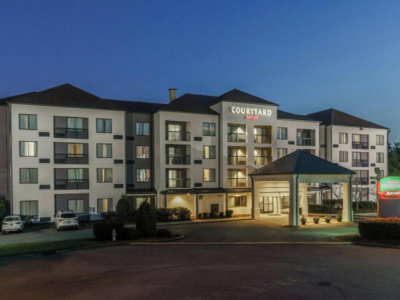 Courtyard By Marriott Nashville At Opryland
