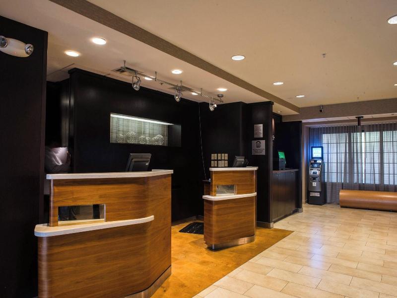 Courtyard By Marriott Nashville At Opryland