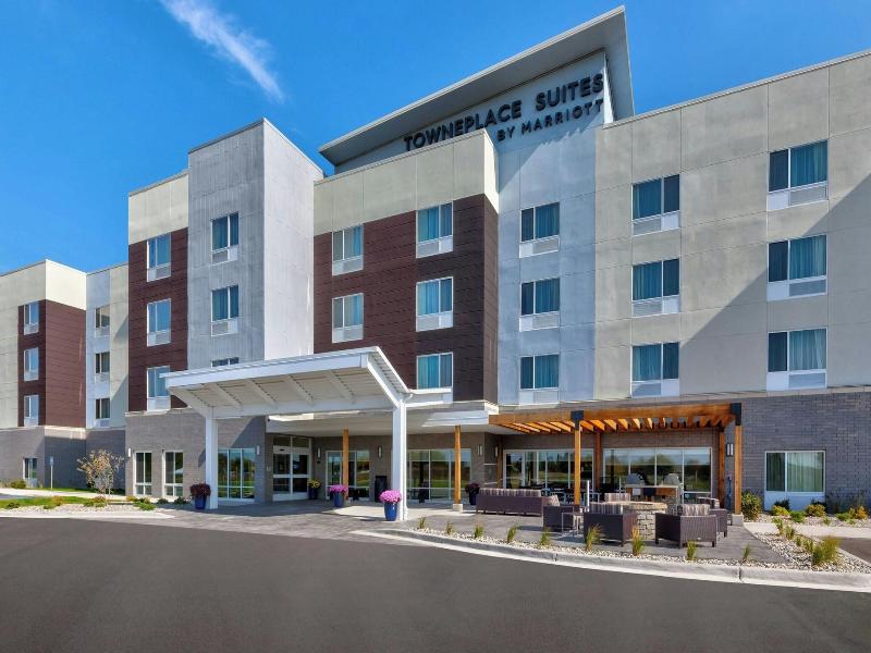 Towneplace Suites By Marriott Grand Rapids Airport