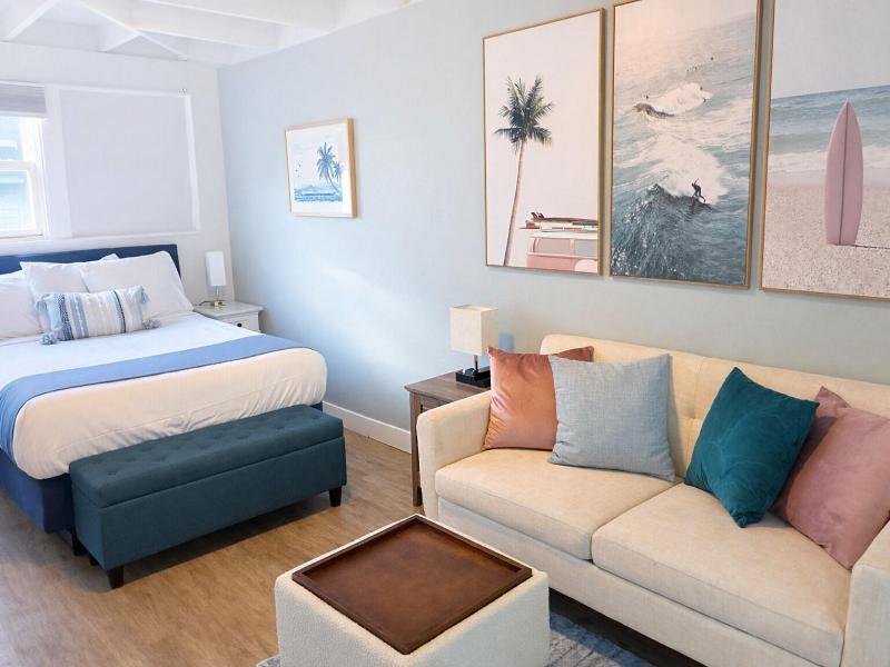 Coronado Inn image