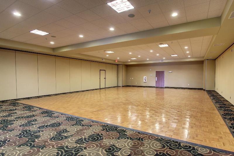 Cobblestone Inn & Suites - Bottineau image