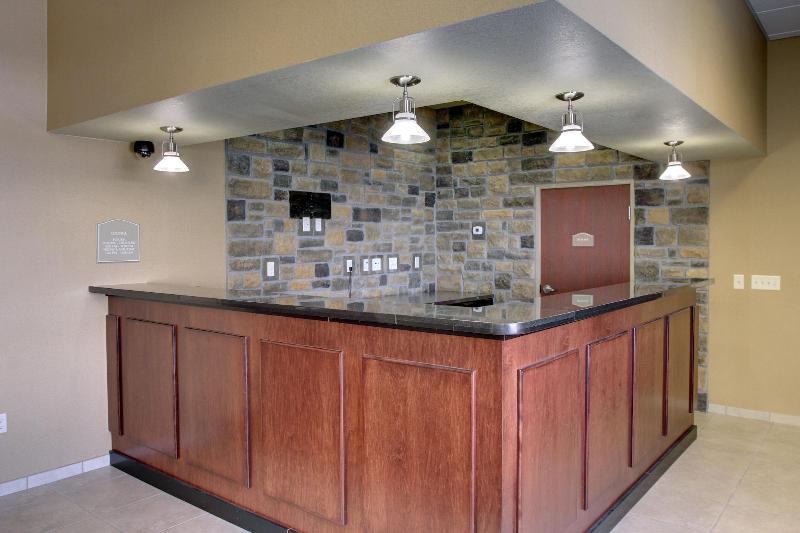 Cobblestone Inn & Suites - Bottineau image
