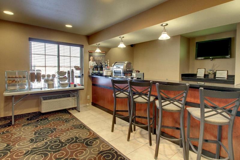 Cobblestone Inn & Suites - Bottineau image 6