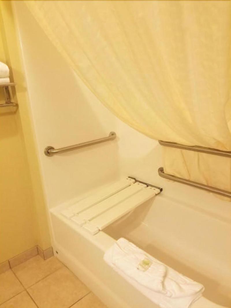 Cobblestone Inn & Suites - Bottineau image