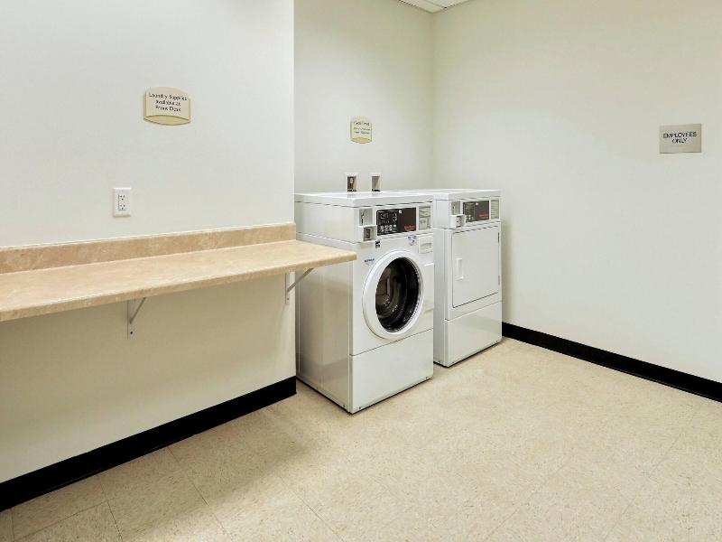 Fairfield Inn & Suites by Marriott Harrisburg West image