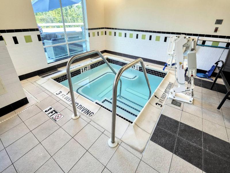 Fairfield Inn & Suites by Marriott Harrisburg West image