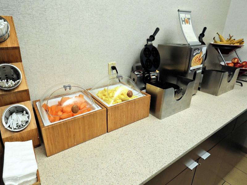 Fairfield Inn & Suites by Marriott Harrisburg West image
