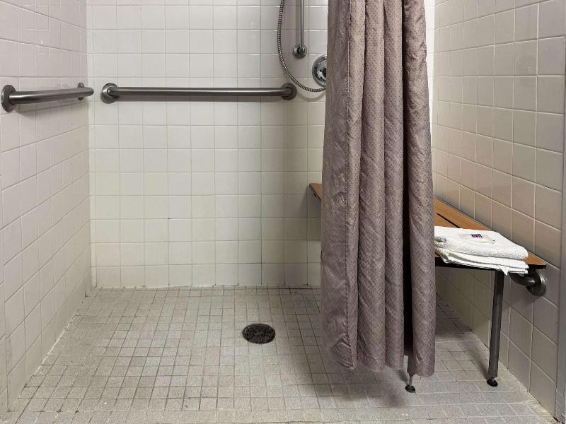 Motel 6 Joliet, Il - Chicago - I-55 image