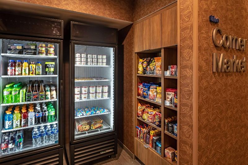Fairfield Inn & Suites by Marriott Fort Worth Nort image