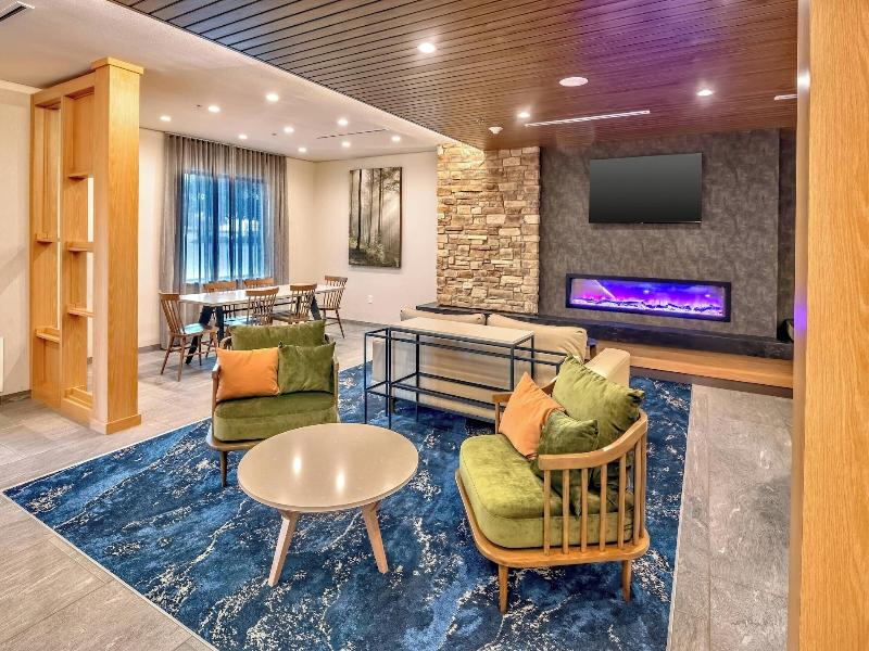 Fairfield Inn & Suites by Marriott Fort Worth Nort image