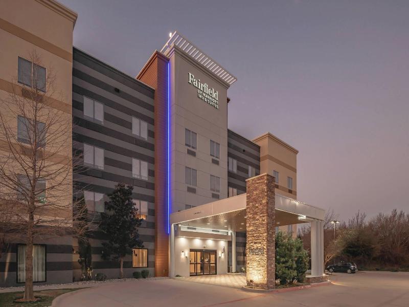 Fairfield Inn & Suites by Marriott Fort Worth Nort image