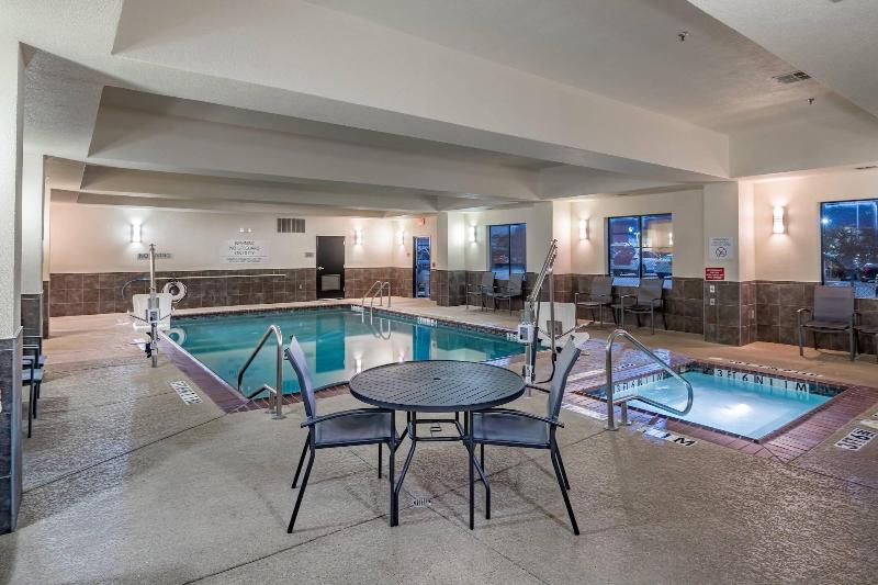 Fairfield Inn & Suites by Marriott Fort Worth Nort image