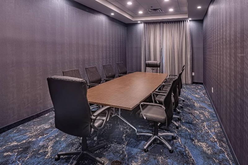 Fairfield Inn & Suites by Marriott Fort Worth Nort image