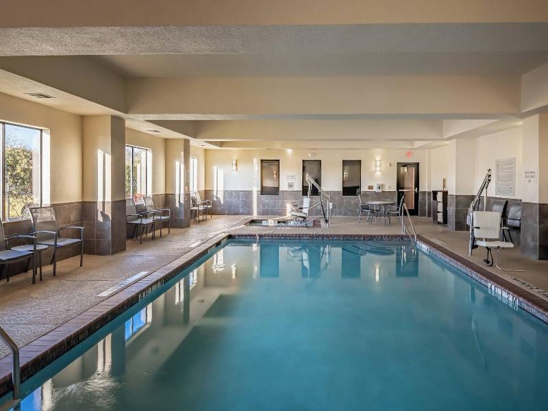 Fairfield Inn & Suites by Marriott Fort Worth Nort image