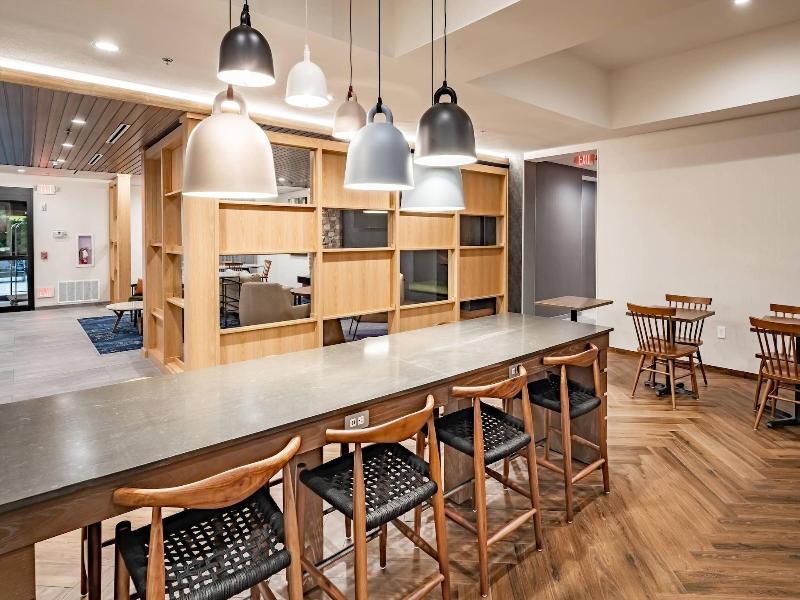 Fairfield Inn & Suites by Marriott Fort Worth Nort image