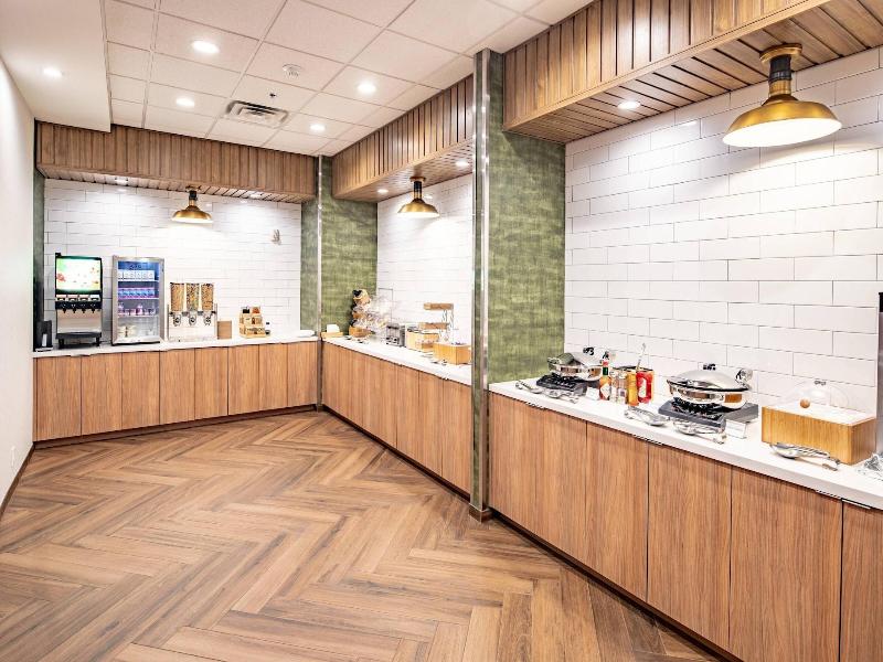 Fairfield Inn & Suites by Marriott Fort Worth Nort image