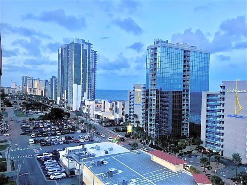 Aqua Beach Inn image