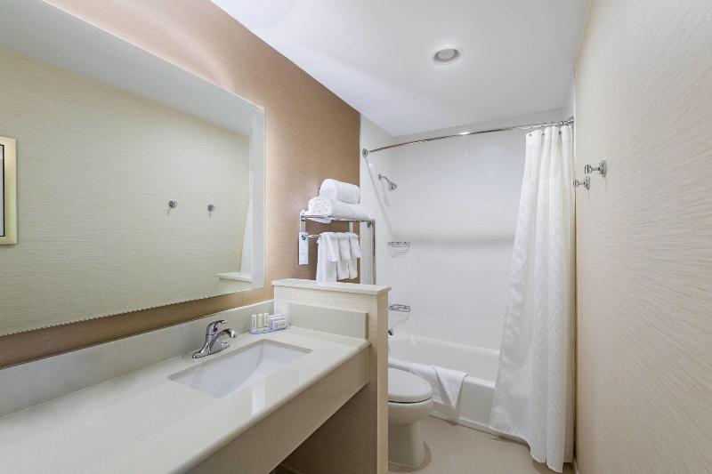 Fairfield by Marriott Inn & Suites Uncasville Grot image