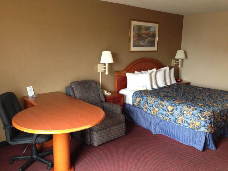 Executive Inn image