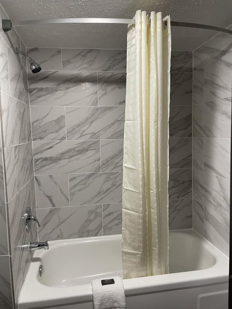 Executive Inn image