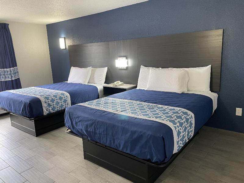 Executive Inn image