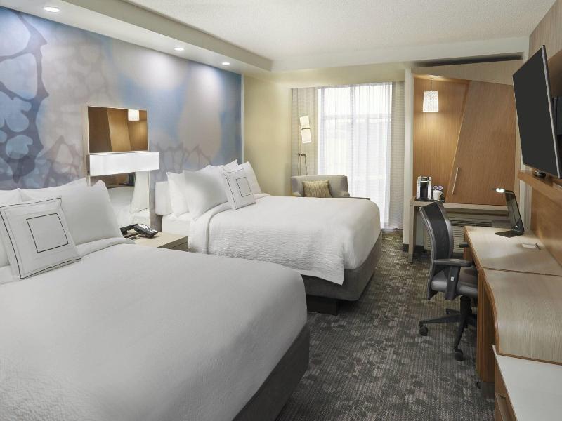 Courtyard By Marriott Oshawa image