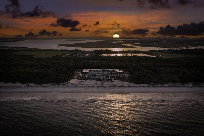 Courtyard By Marriott Jekyll Island image
