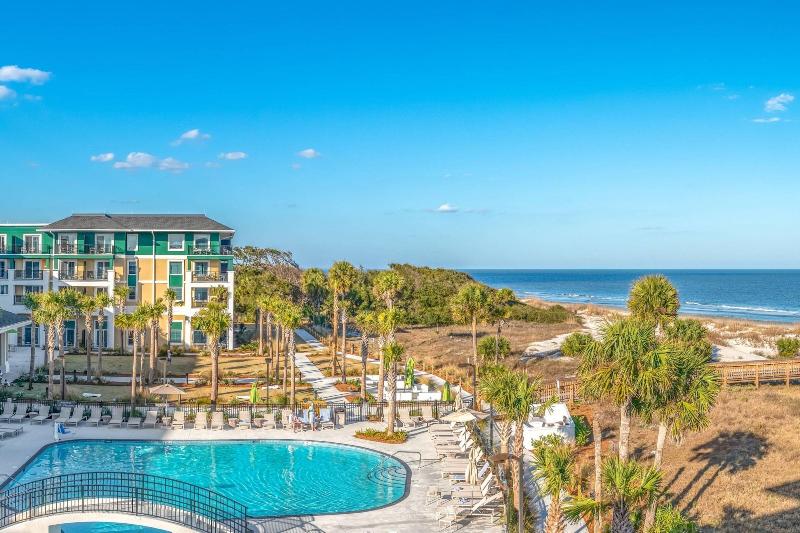 Courtyard By Marriott Jekyll Island image