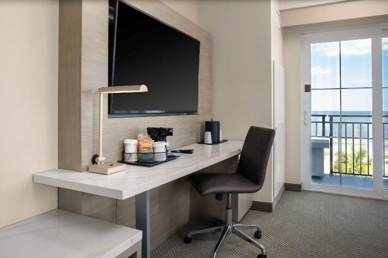 Courtyard By Marriott Jekyll Island image
